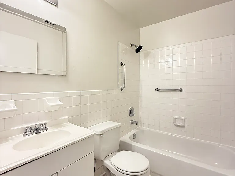18 N Portland Ave #1 — Photo 12