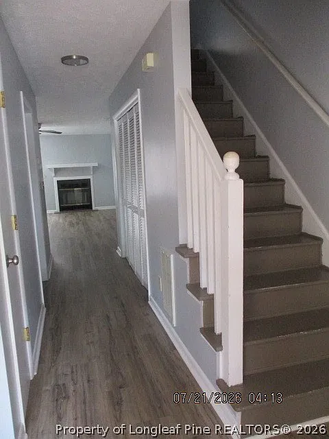 2 bed, 2.5 bath, 1201 sqft, $1,300 — Photo 2