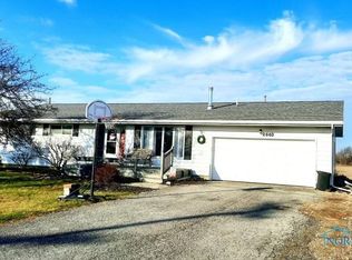 2640 Crystal Ave, Findlay, OH 45840