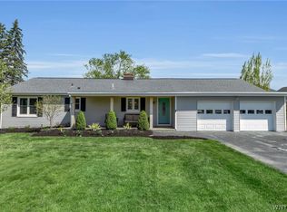7318 Michael Rd, Orchard Park, NY 14127
