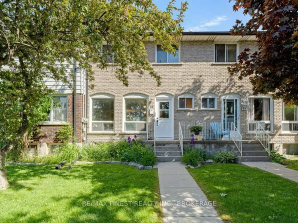 30 Addington St #14, Loyalist, ON K7N 1C5