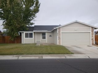 620 Shadow Ln, Fernley, NV 89408