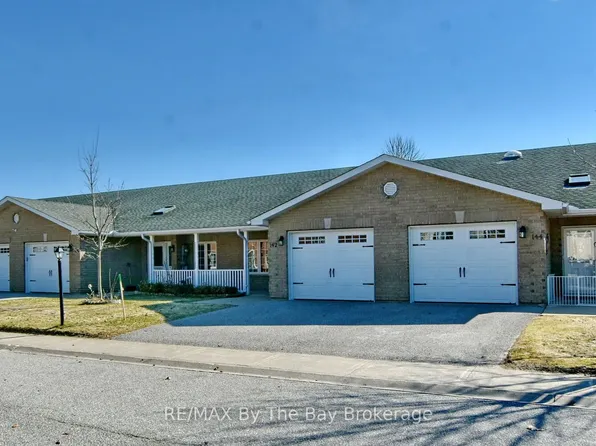 142 Meadow Ln, Wasaga Beach, ON L9Z 0A4