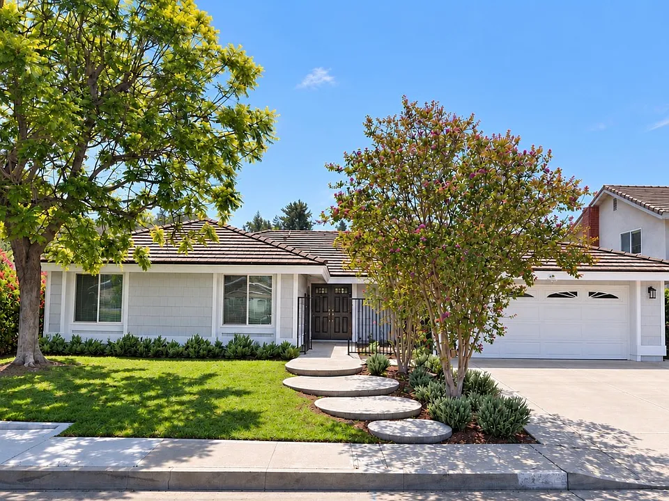 445 S Westridge Cir