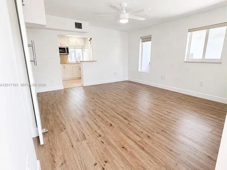 235 SW 64th Ave #2B — Photo 3