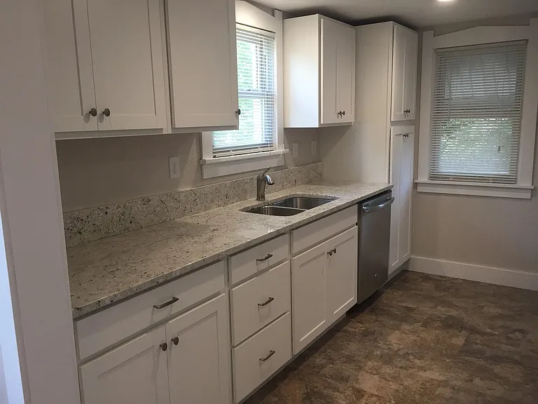 2295 S Franklin St — Photo 4