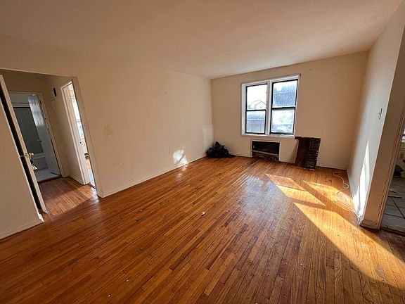 3rd image of 90-11 35th Ave #2O