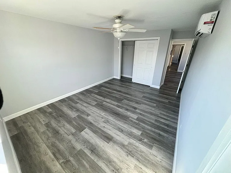 7505-7507 Verree Rd — Photo 6