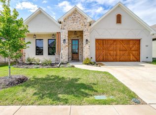 2406 Amesbury Dr, Midlothian, TX 76065