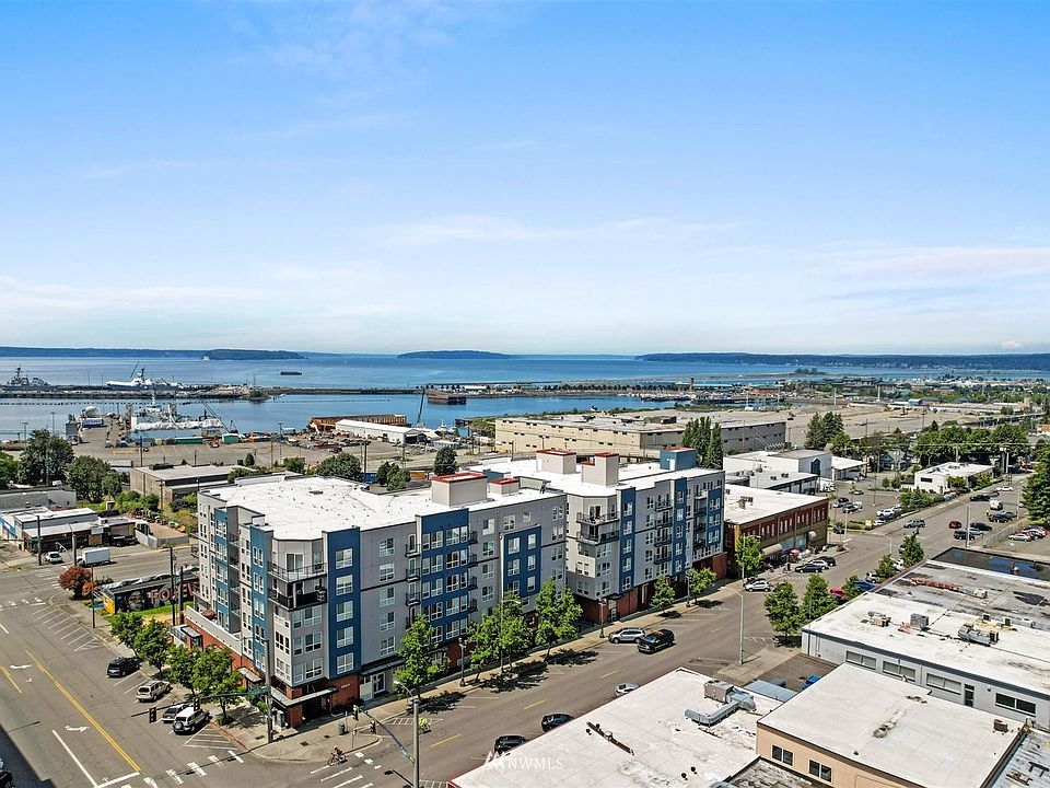 View of Nautica Soundview Condos. Walk to the Everett waterfront that boasts more than four miles of continuous waterfront trail system, picnic shelters, parks and plazas, a splash fountain, and year-round special events ...