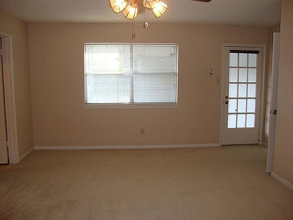 3rd image of 11507 Leaning Pine Dr