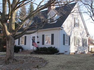3015 E 18th St, Davenport, IA 52803
