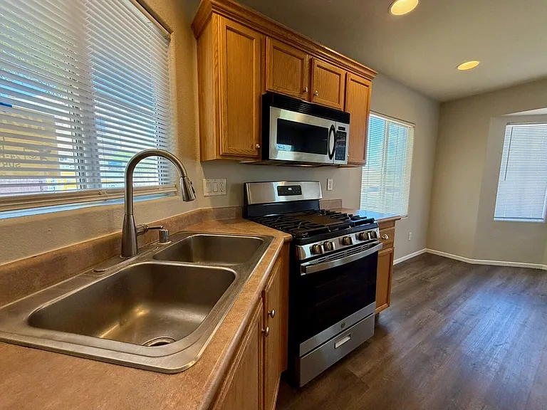 3619 American Pie Ct — Photo 10