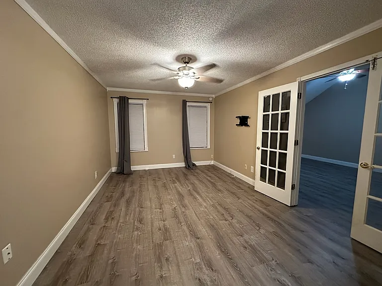 1724 Chatham Cir — Photo 10