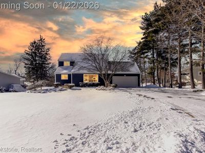 4188 Loch Dr, Highland, MI, 48357