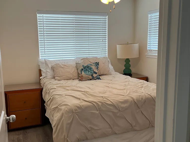2nd bedroom on the 2nd floor. Queen size bed