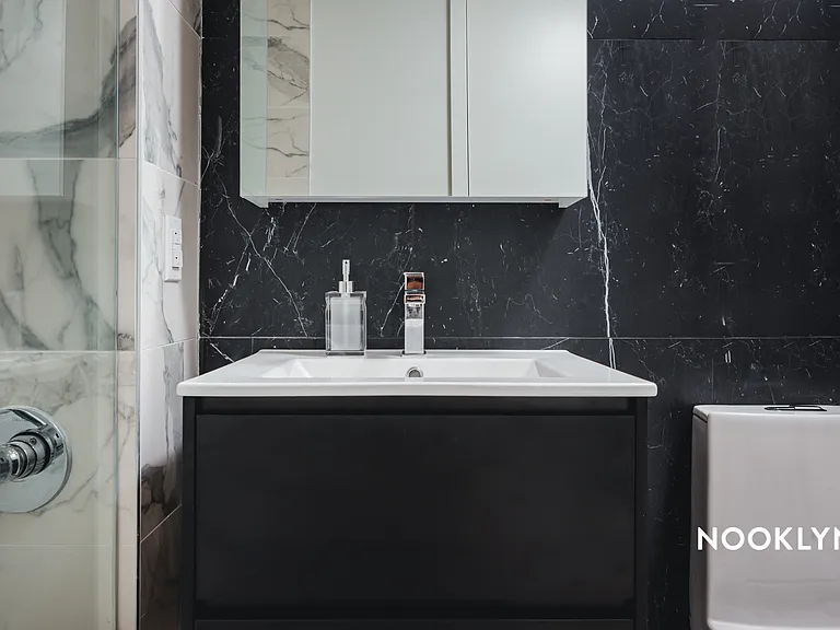 26 Quincy St #501 — Photo 12