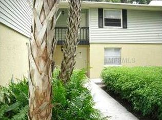 215 Berry Tree Pl, Brandon, FL 33510