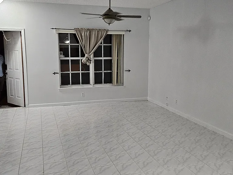 9934 NW 56th Pl — Photo 13