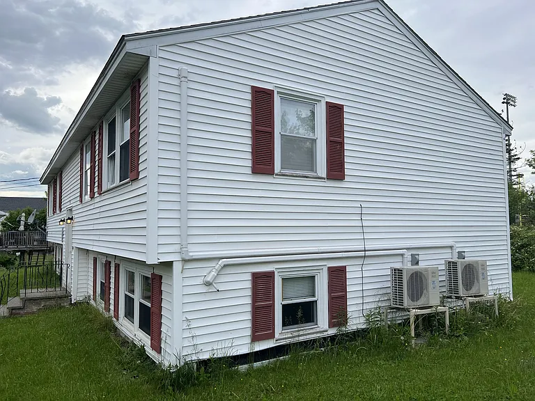 51 Glenwood Dr #1 — Photo 18