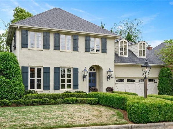 1816 Great Oaks Dr, Raleigh, NC 27608