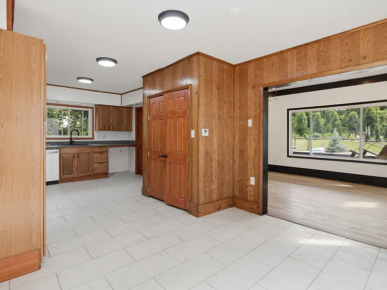 113 Buckhannon Ave — Photo 7