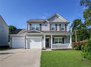 802 Traditions Park Dr, Pineville, NC 28134