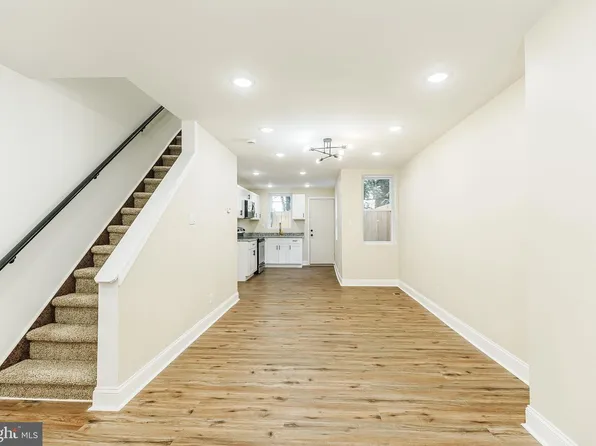 1923 S Redfield St, Philadelphia, PA 19143