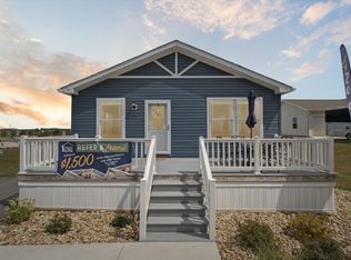 Clayton 265 Whispering Pines Plan, Whispering Pines, Somerset, PA 15501