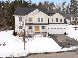 18 Schooner Dr, Dover, NH 03820