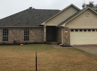 145 Peach St, Conway, AR 72034
