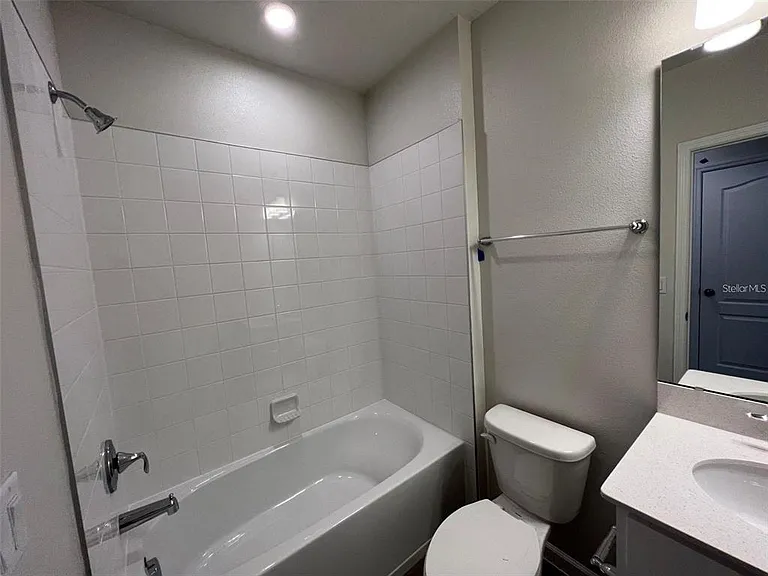 2779 Narcoossee Commons Way — Photo 16