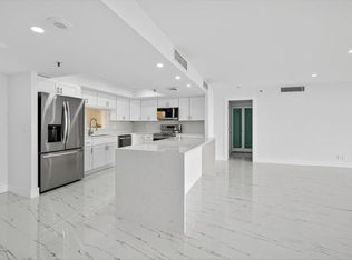 2480 Presidential Way APT 902, West Palm Beach, FL 33401