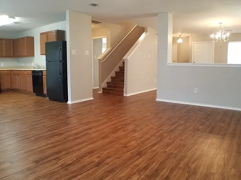 6713 Panda Royle Dr — Photo 4