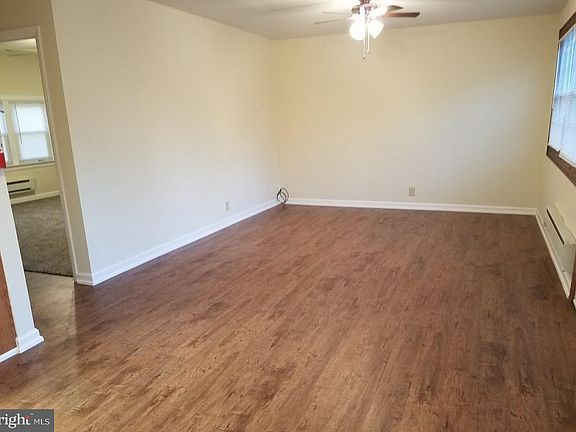 3rd image of 15 Pear Ave #B