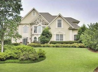 1600 Queensland Ct, Alpharetta, GA 30005