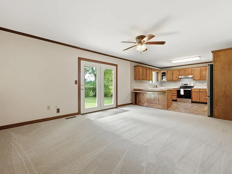 4727 Briarwood Dr — Photo 9
