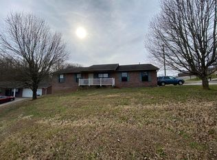 7409 Zach Ln, Corryton, TN 37721