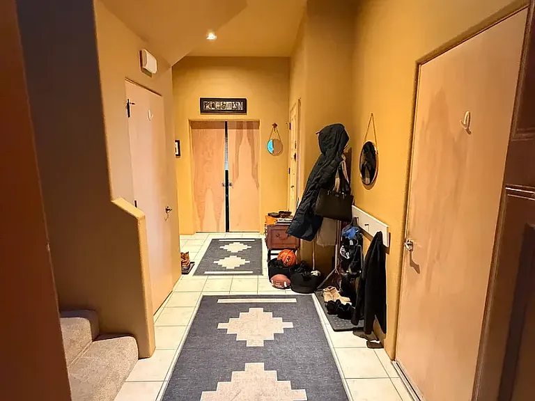5065 Carriage House Dr — Photo 21