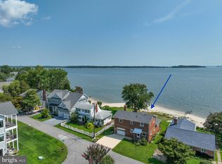 4007 Chesapeake Dr, Edgewater, MD 21037