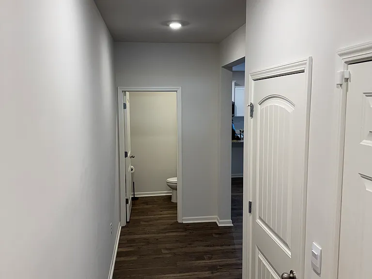 300 Stoneybrook Dr — Photo 5