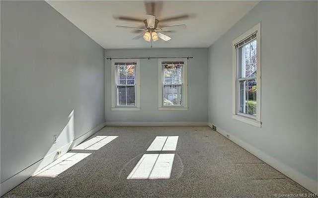290 W Main St — Photo 18