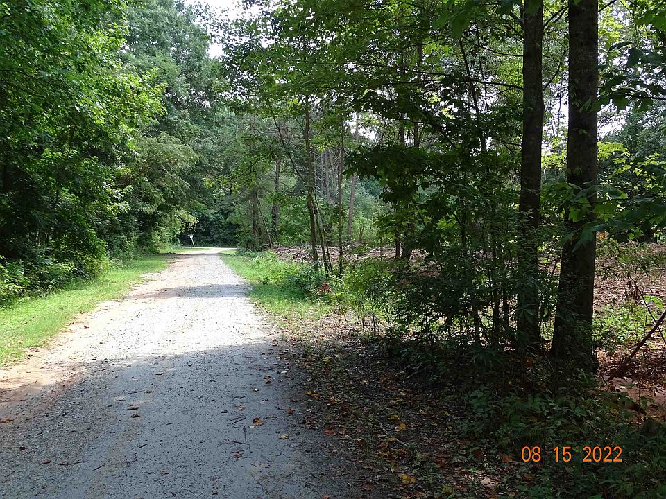 140 Blue Springs Dr Wellford, SC, 29385 Apartments for Rent Zillow