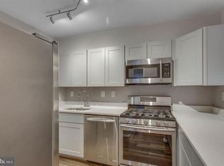 5914 Cove Landing Rd APT 301, Burke, VA 22015