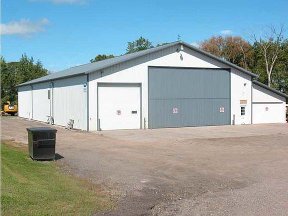 Heated shop/office 8,160 sqf