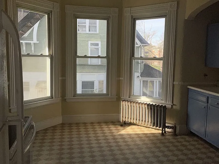 222 Broad St — Photo 5