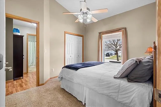 2049 Sherman Dr — Photo 6