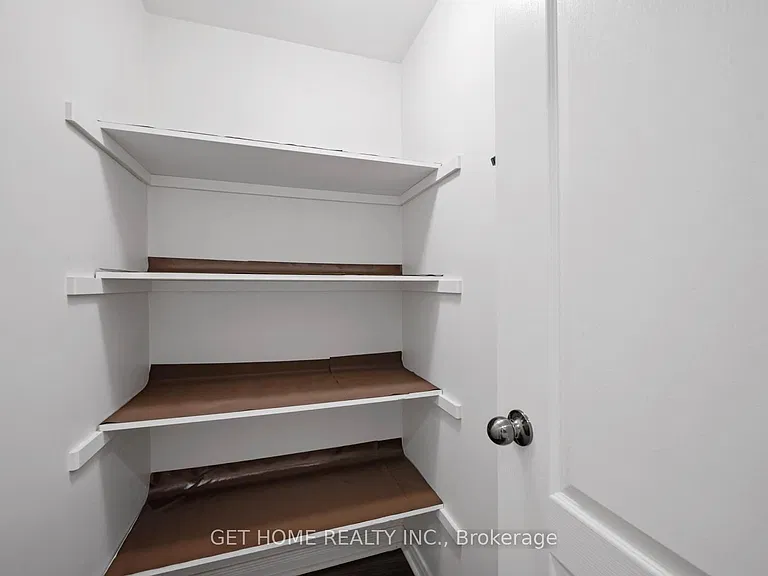 19 Benjamin Way — Photo 16