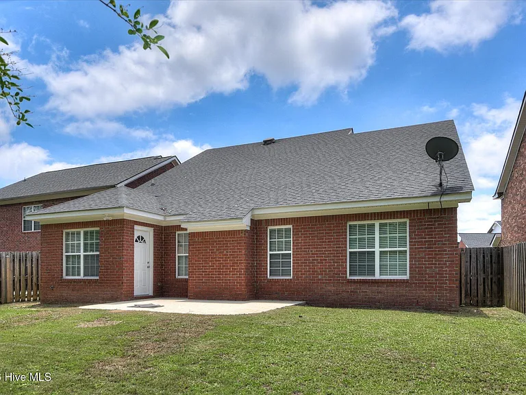 7604 Pleasantville Way — Photo 43