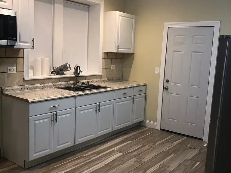 7644 S Cornell Ave #1 — Photo 41